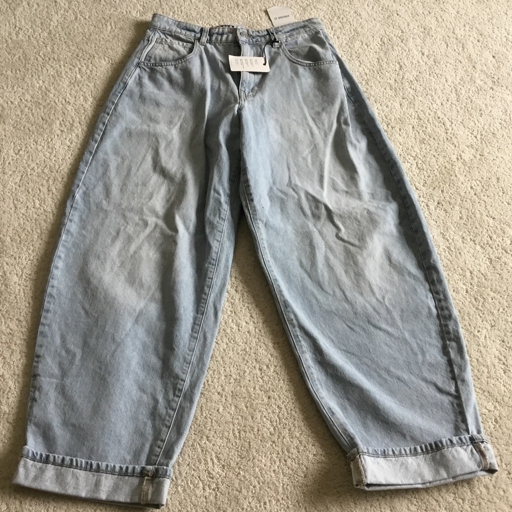 NWT Forever 21 Horseshoe Fit Blue Jeans